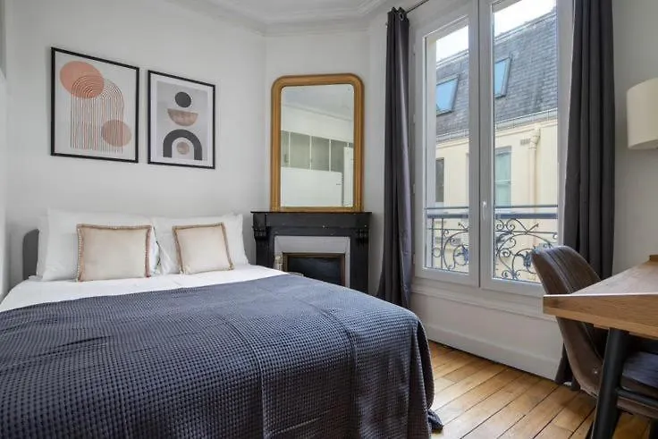 Appartement 120 M2 Vue Sur Tour Eiffel Paris